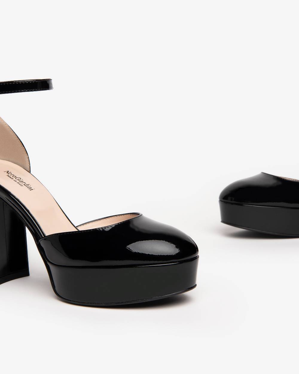 NeroGiardini Art. E409450D Moda