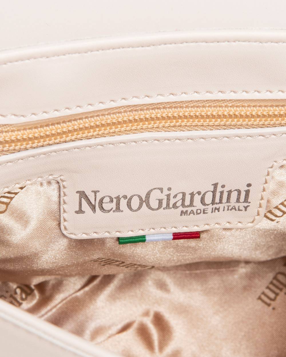 NeroGiardini Art. E443711D Consegna Veloce