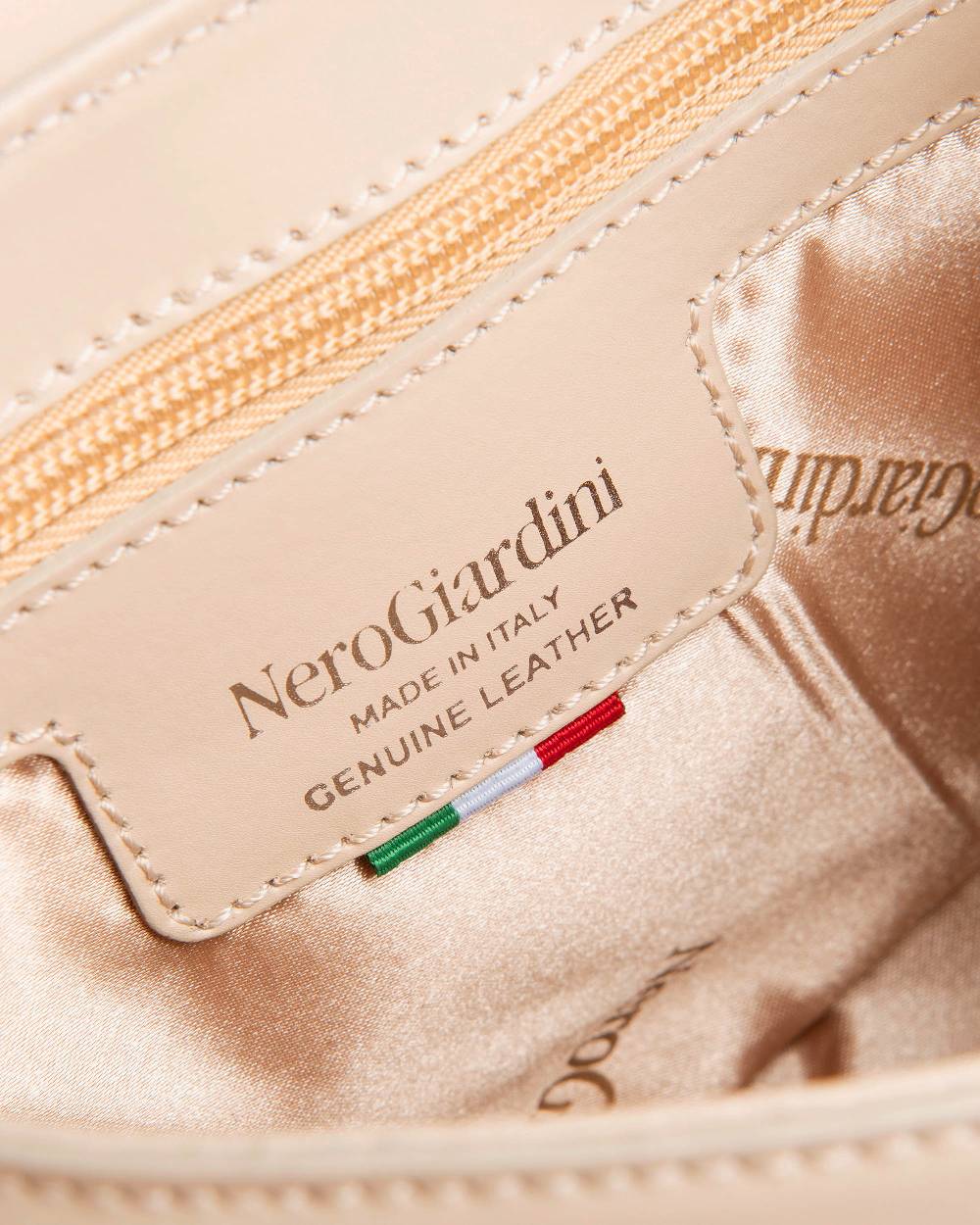 NeroGiardini Art. E443710D Affare Del Giorno