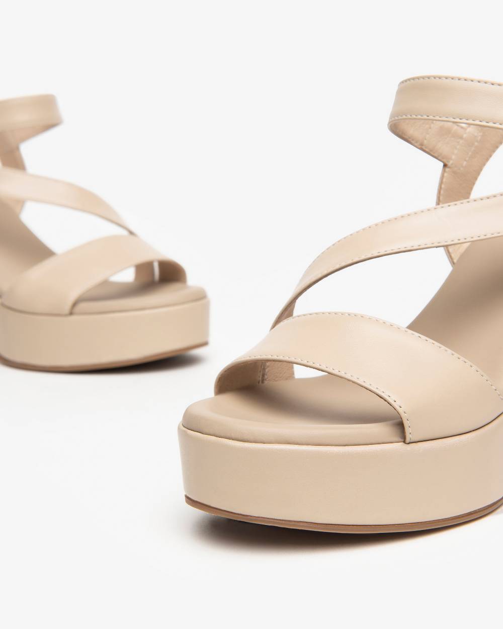 NeroGiardini Art. E410400D Saldi