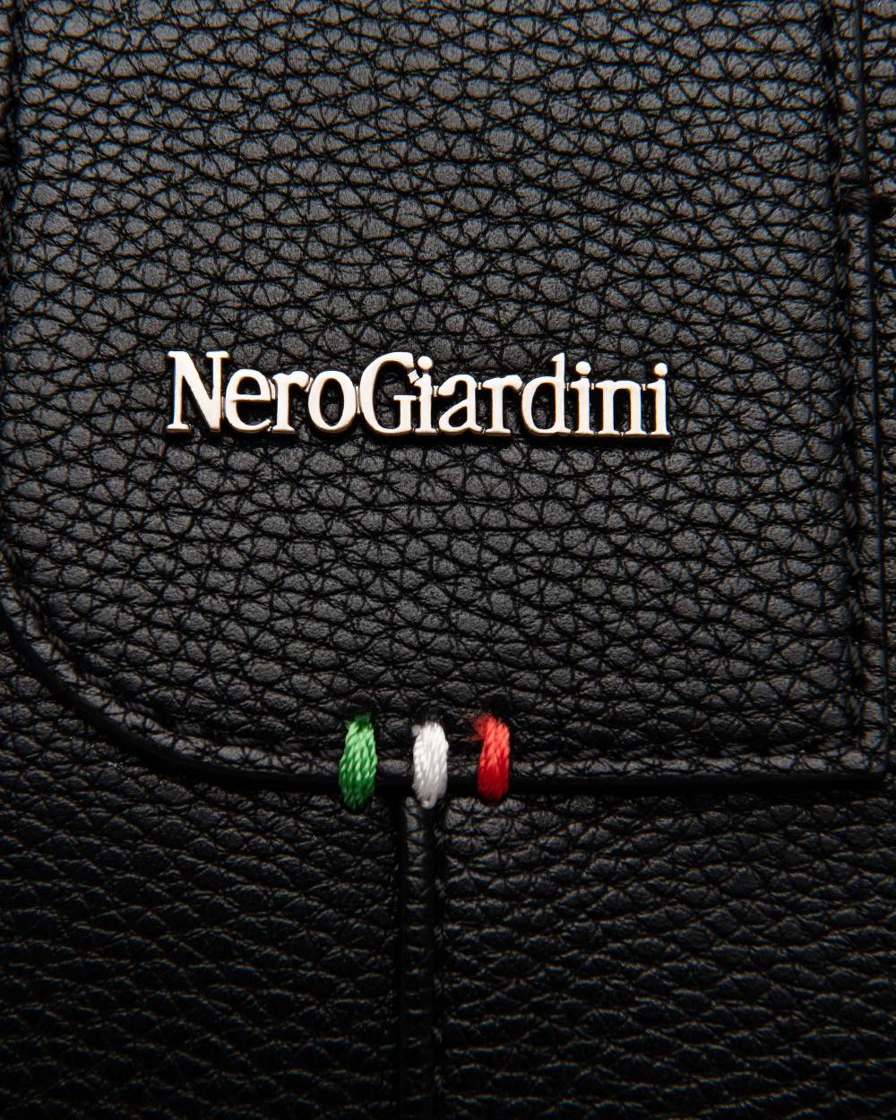 NeroGiardini Art. E242500U Solo un giorno rimasto