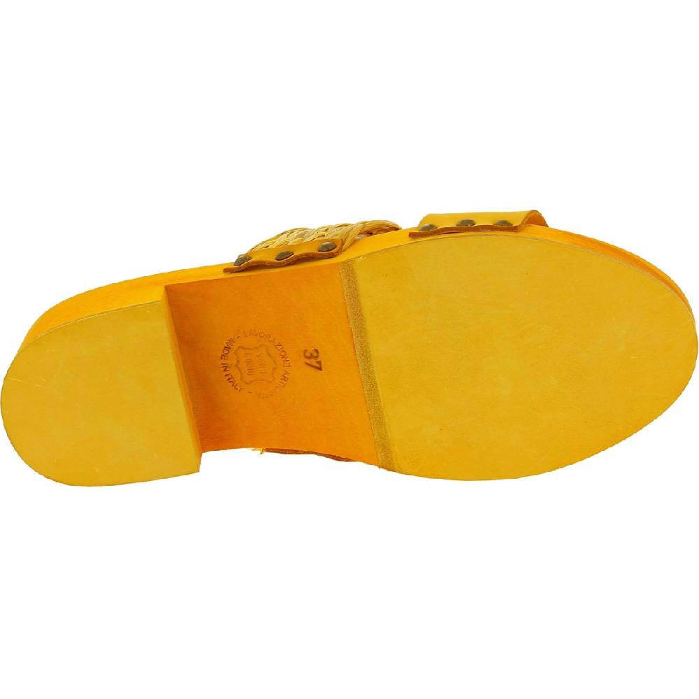 Lartigiano Del Cuoio Sabot da donna giallo in legno artigianali con fascia in rafia e pelle Affare Del Giorno