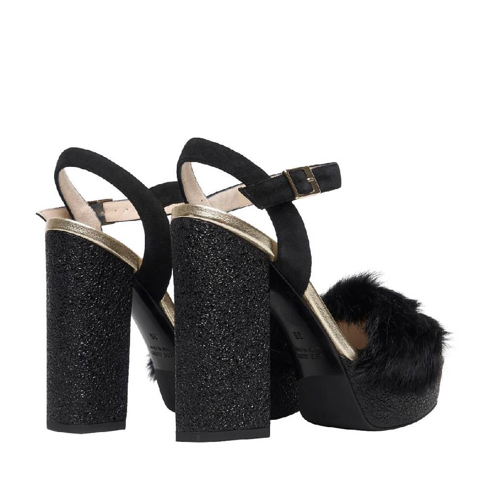 Lella Baldi Vogue Nuovo