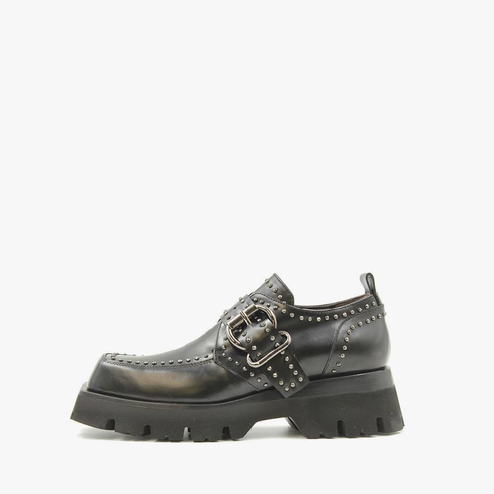 Laura Bellariva Scarpa old school con borchie Offerta San Valentino