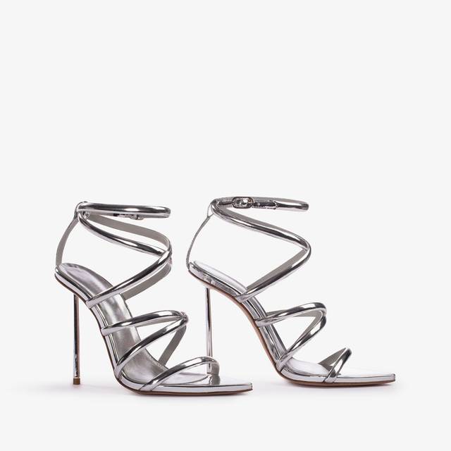 Le Silla Sandalo con fasce incrociate metallizzato argento Offerte