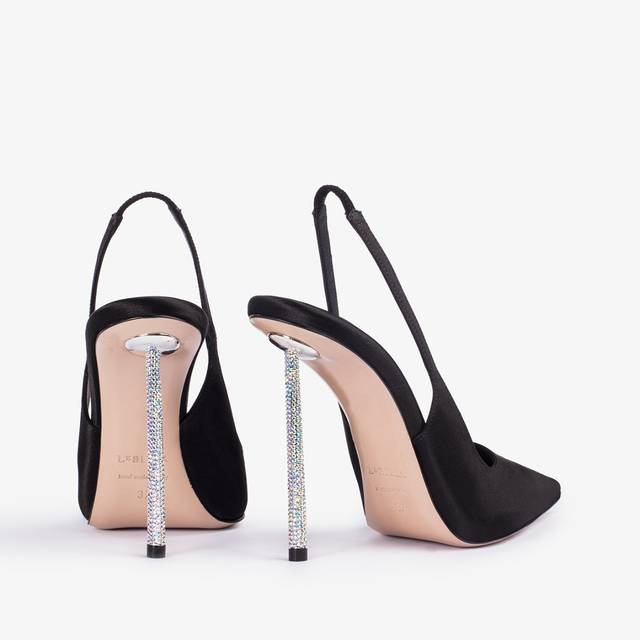 Le Silla Slingback raso nero Sostegno trimestrale