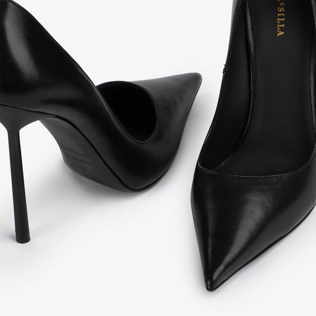 Le Silla Décolleté pelle nera Saldi Di Fabbrica