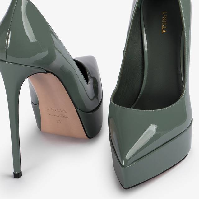 Le Silla Décolleté con plateau vernice verde polvere Duty-free