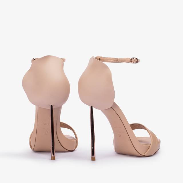 Le Silla Sandalo pelle nude skin Saldi