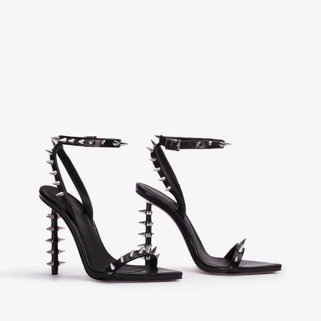 Le Silla Sandalo pelle nero con borchie argento Saldi