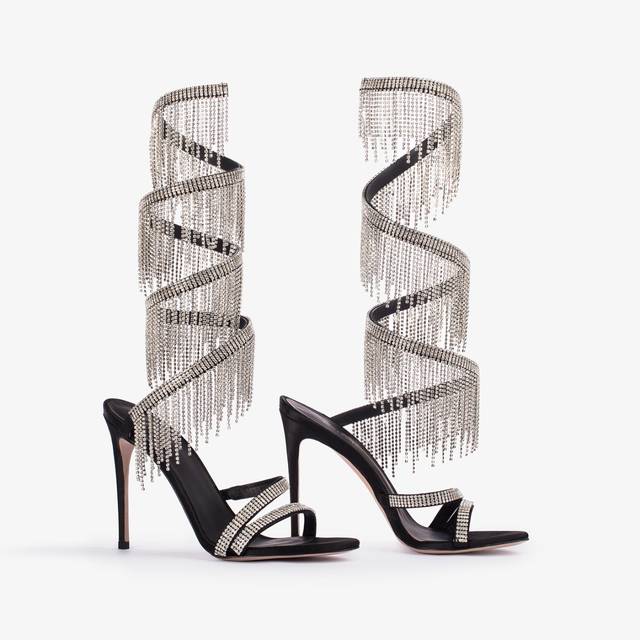 Le Silla Sandalo raso nero con frange argento Acquista Ora
