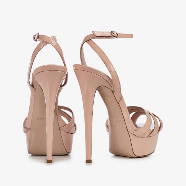 Le Silla Sandalo vernice nude skin Offerta esclusiva