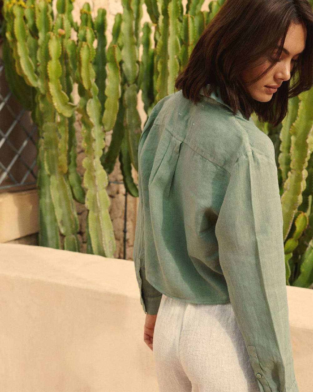 Manebí Linen Santos Shirt - Mineral Green Moda