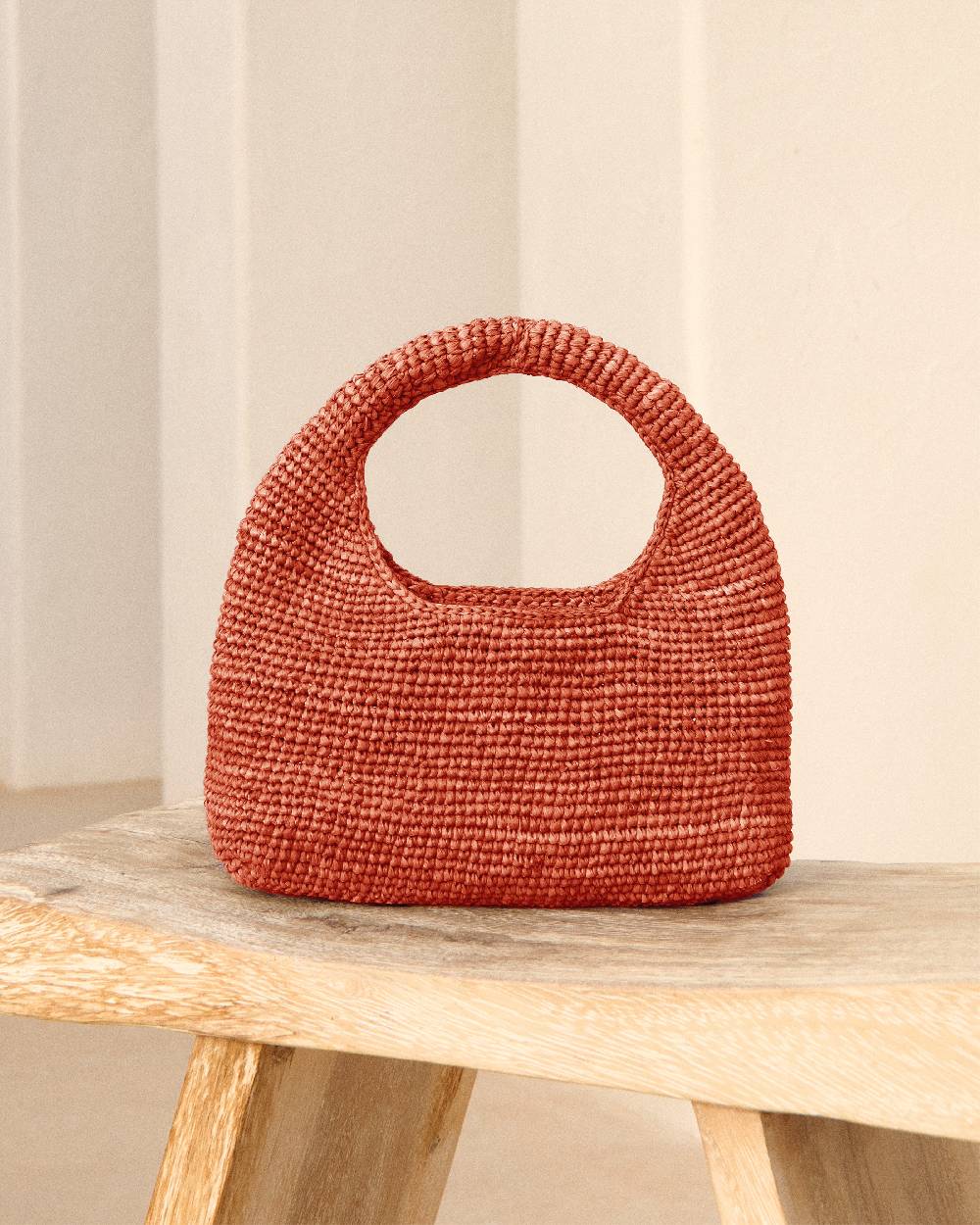 Manebí Raffia Halfmoon Bag - Rust Economico