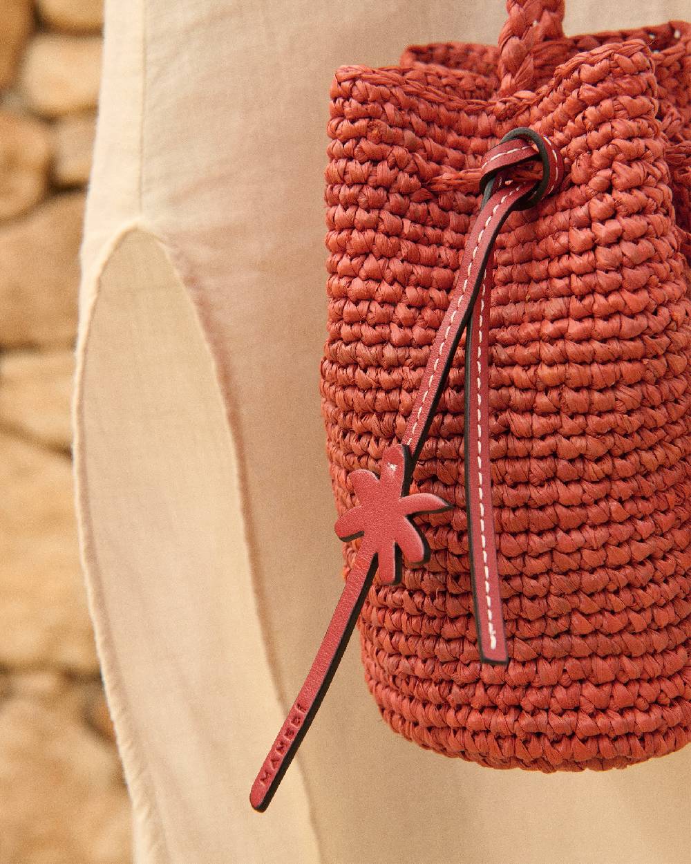Manebí Raffia Beach Bucket Mini - Rust Outlet