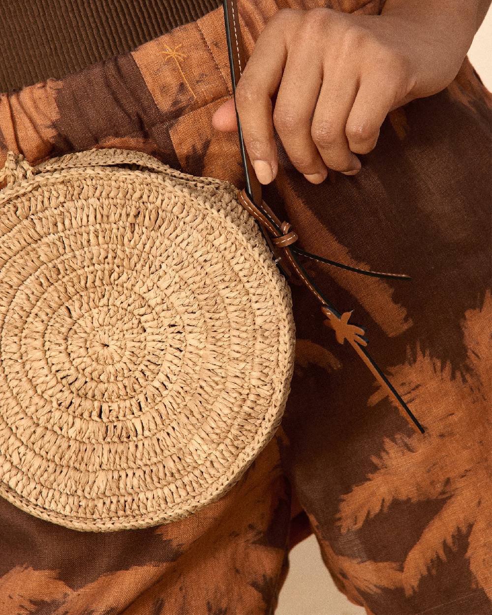 Manebí Raffia \u0026 Leather|Tamburine Bag - Tan \u0026 Brown Vendita