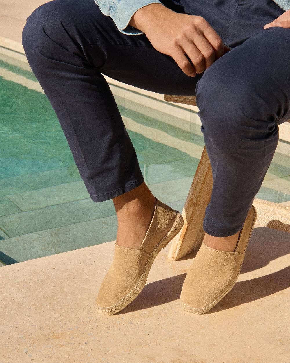 Manebí Suede Square Toe Espadrilles - Hamptons Washed Beige Pezzi Unici