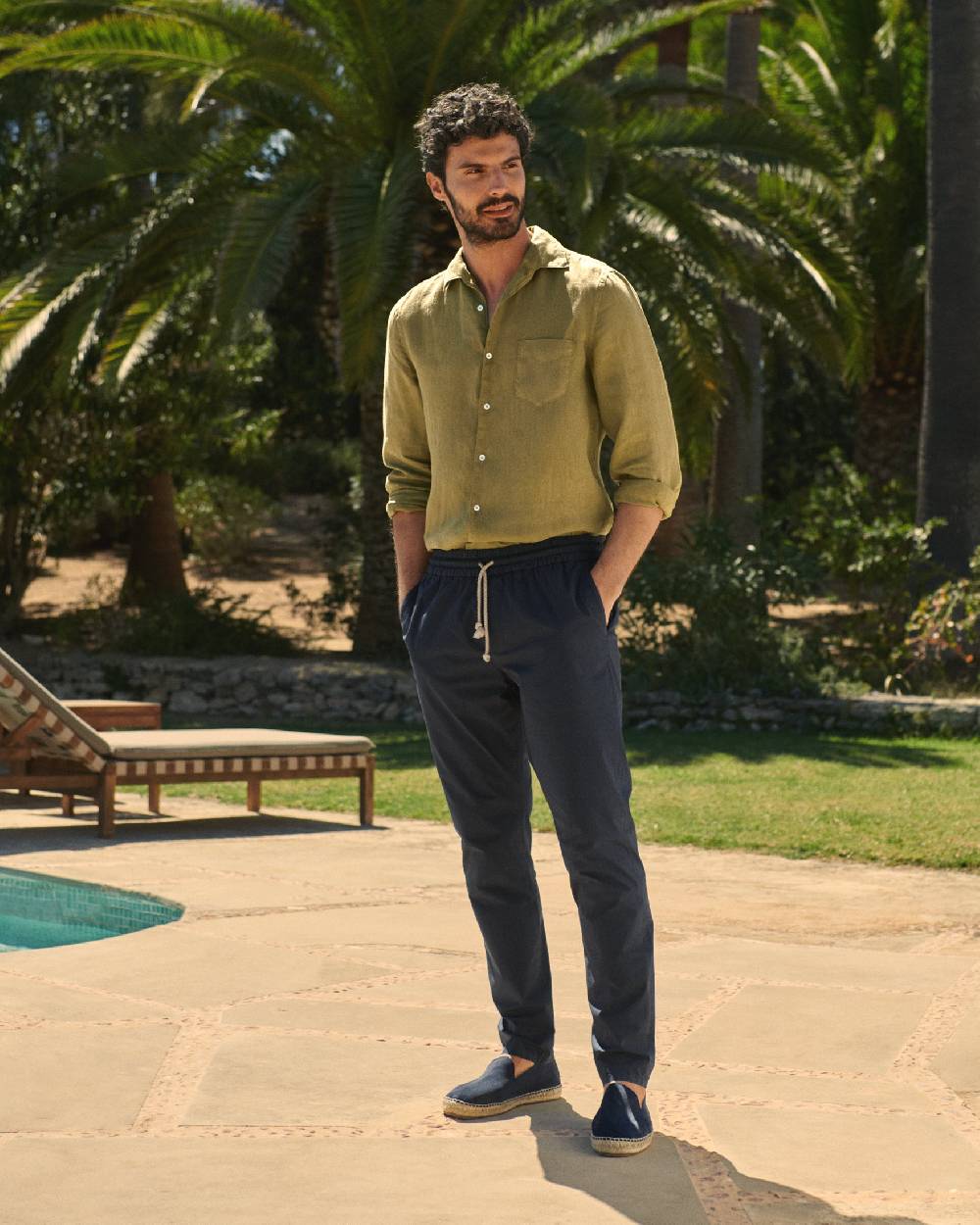 Manebí Linen Panama Shirt - Embroidered Palm Kaki Green Consegna Veloce