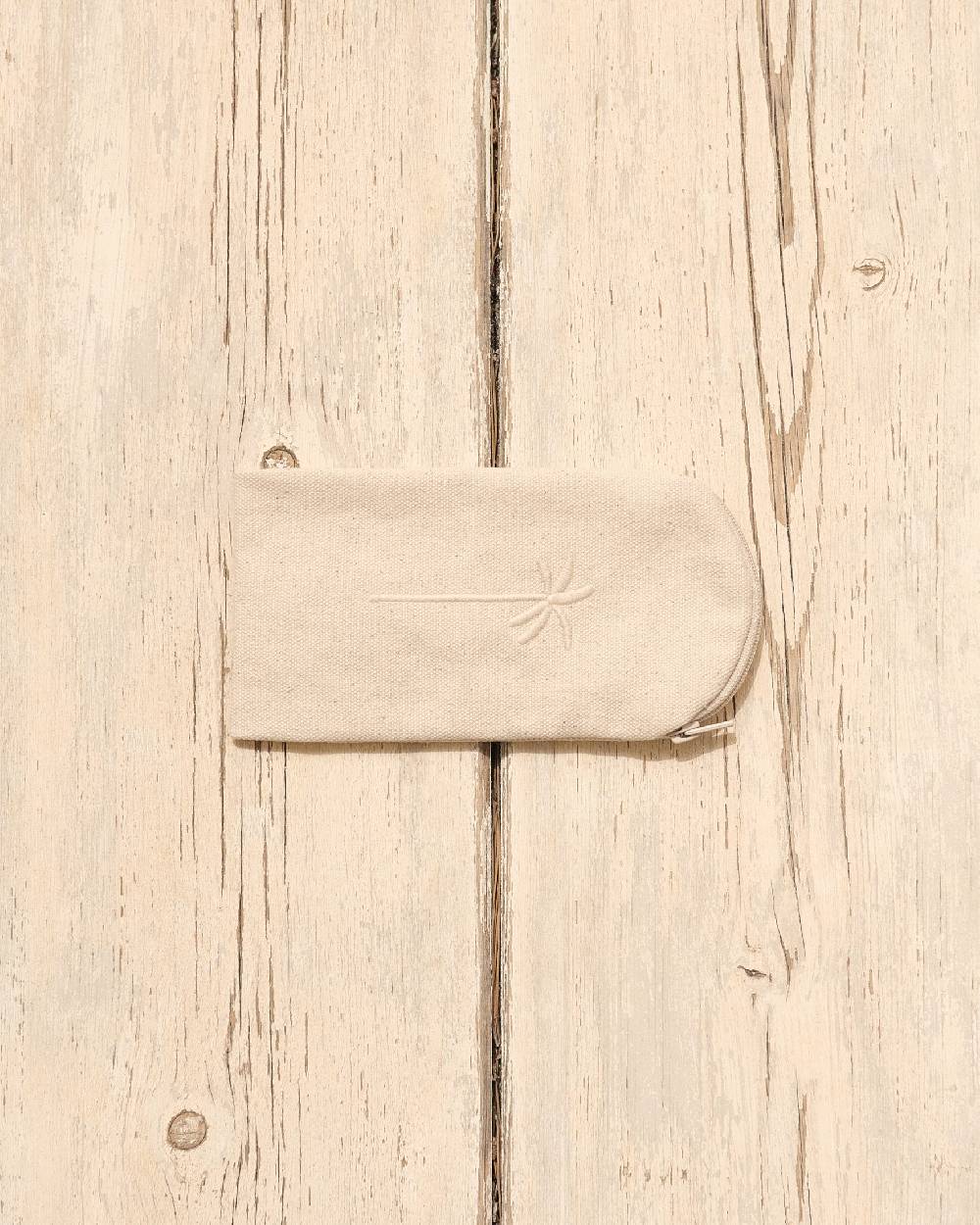 Manebí Canvas Sunglasses Case - La Havana Butter With Ecru Logo Vendite Flash