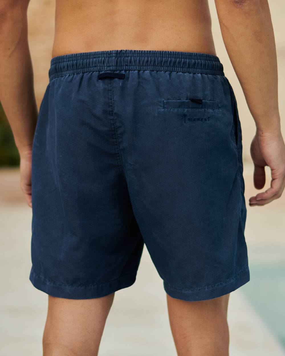 Manebí Solid Color Swim Shorts - Stone Washed Faded Navy Blue Prezzo Ridotto