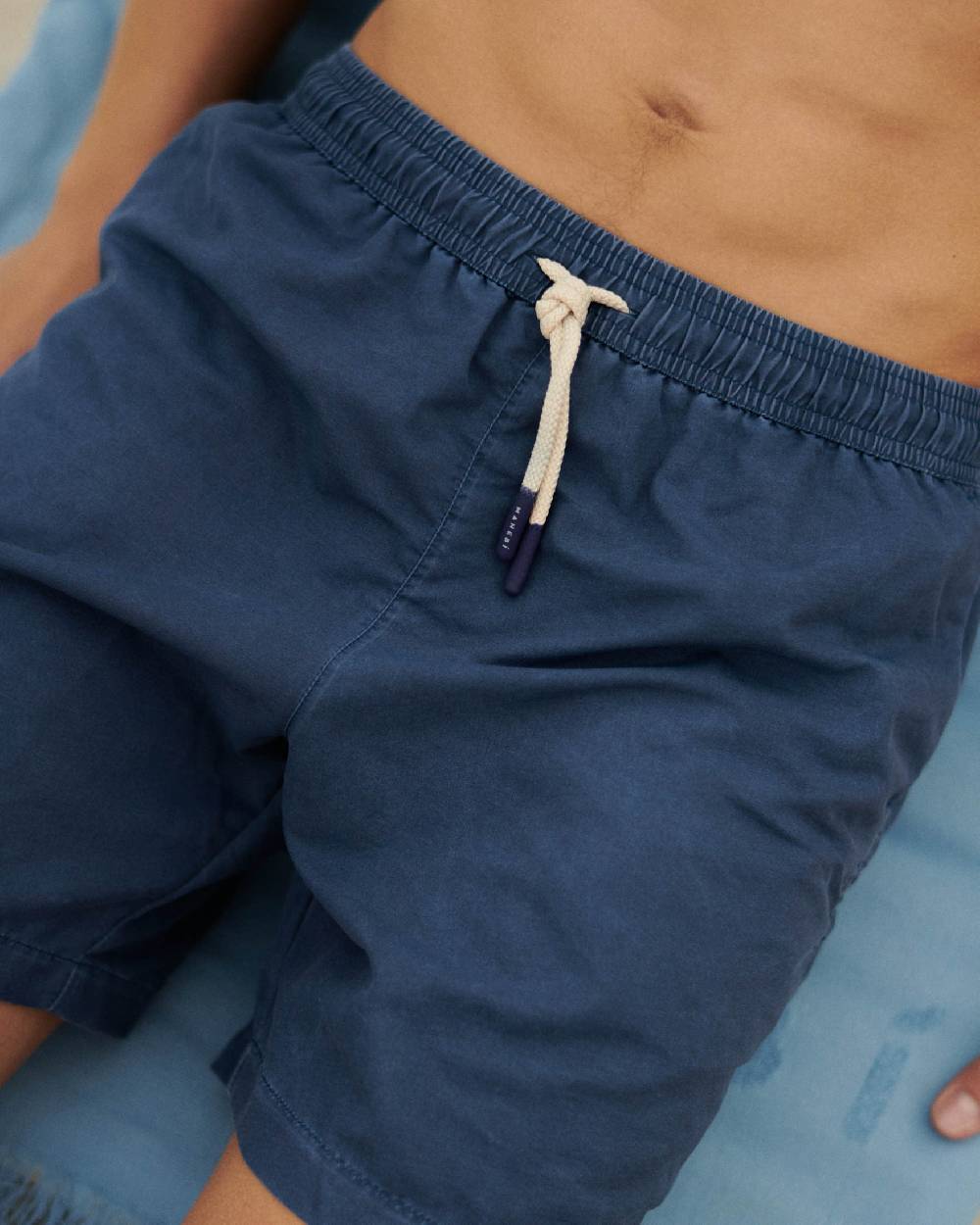 Manebí Solid Color Swim Shorts - Stone Washed Faded Navy Blue Prezzo Ridotto
