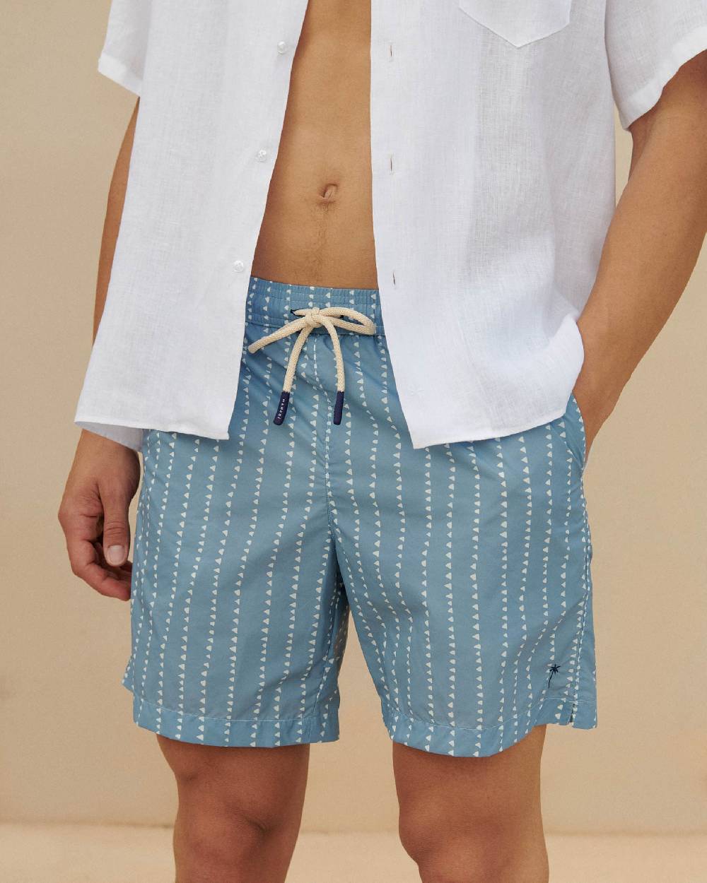 Manebí Printed Swim Shorts - Indigo with White Linear Triangles Sconto
