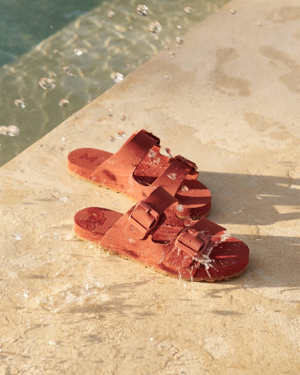 Manebí Eva Nordic|Swim Sandals - Terracotta Offerte
