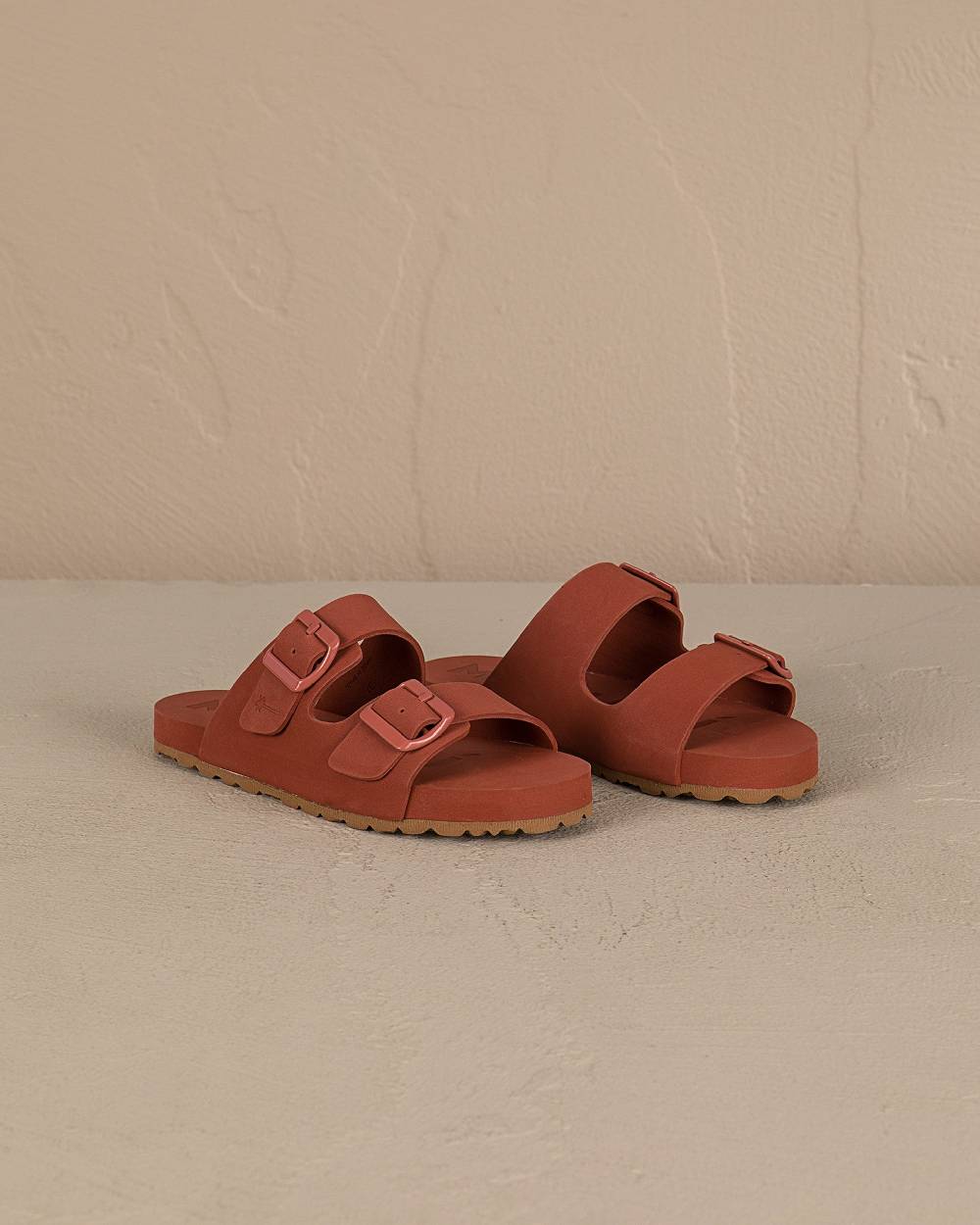 Manebí Eva Nordic|Swim Sandals - Terracotta Offerte
