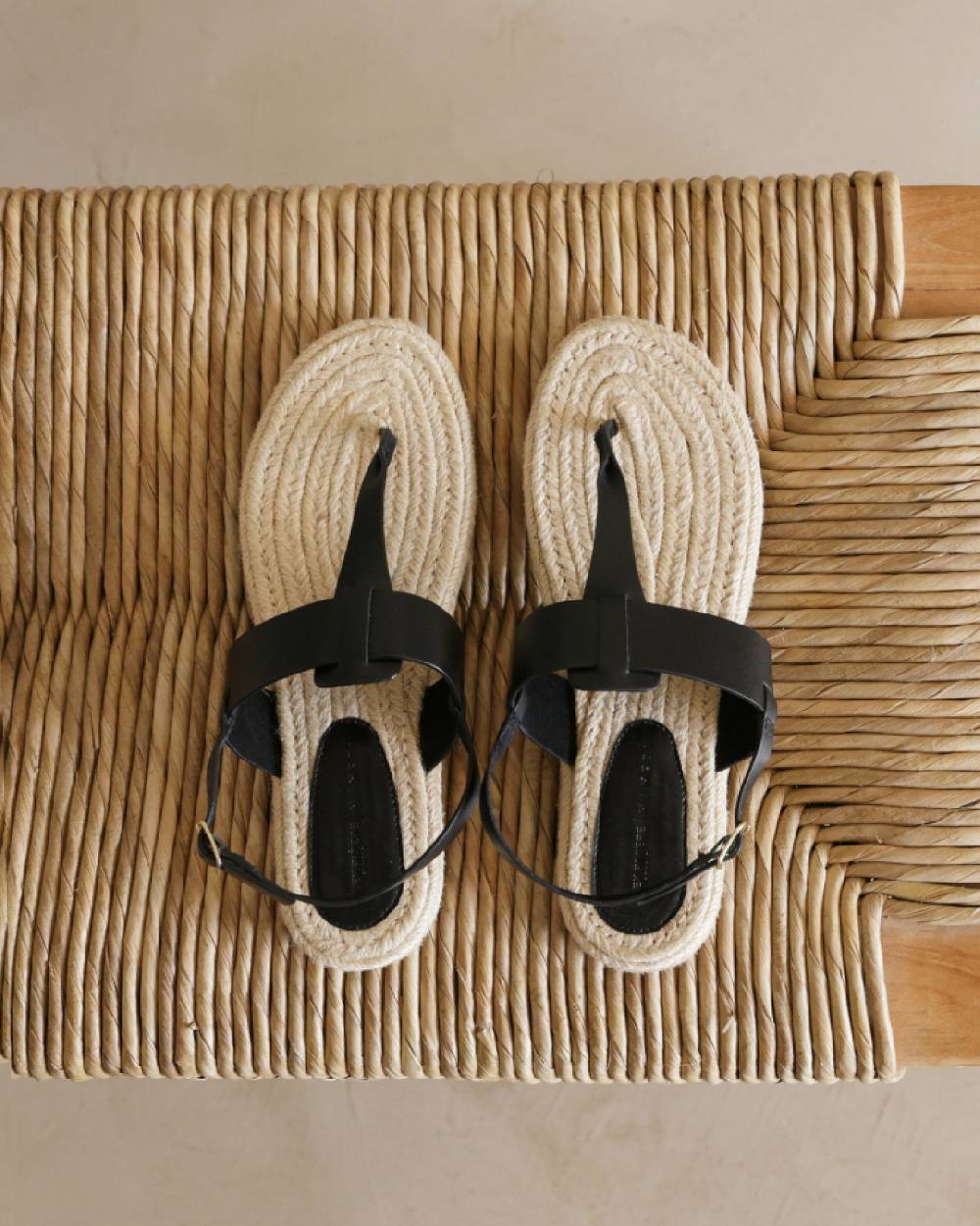 Manebí Sandali Sophia a Infradito|in Pelle e Iuta - Black In Vendita
