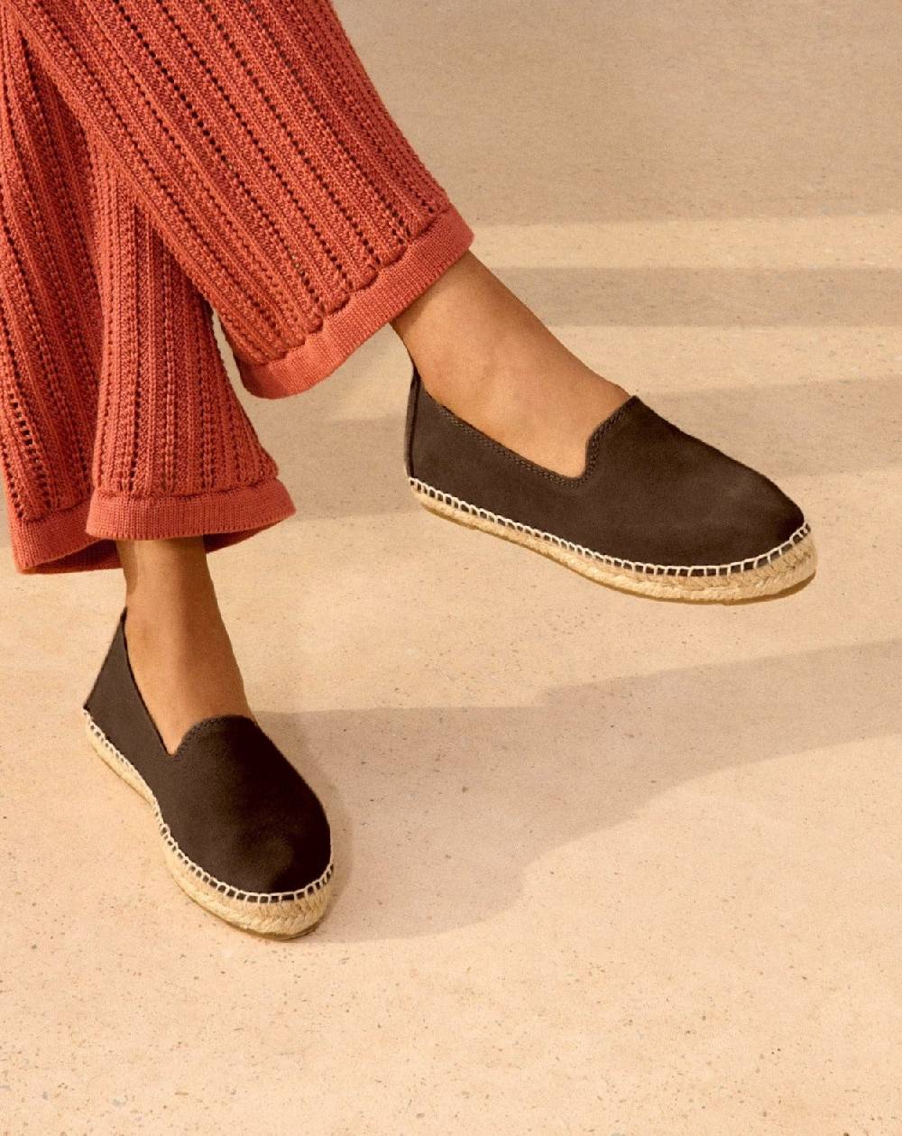 Manebí Suede Flat Espadrilles - Cocoa Nuova