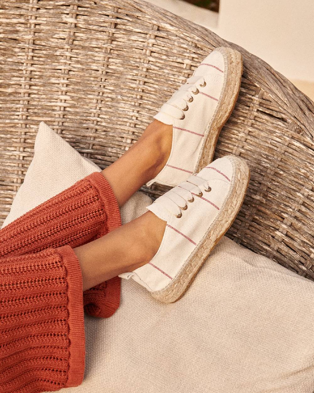 Manebí Woven Canvas|Lace-Up Espadrilles - Red Micro Stripes On Beige Nuovo
