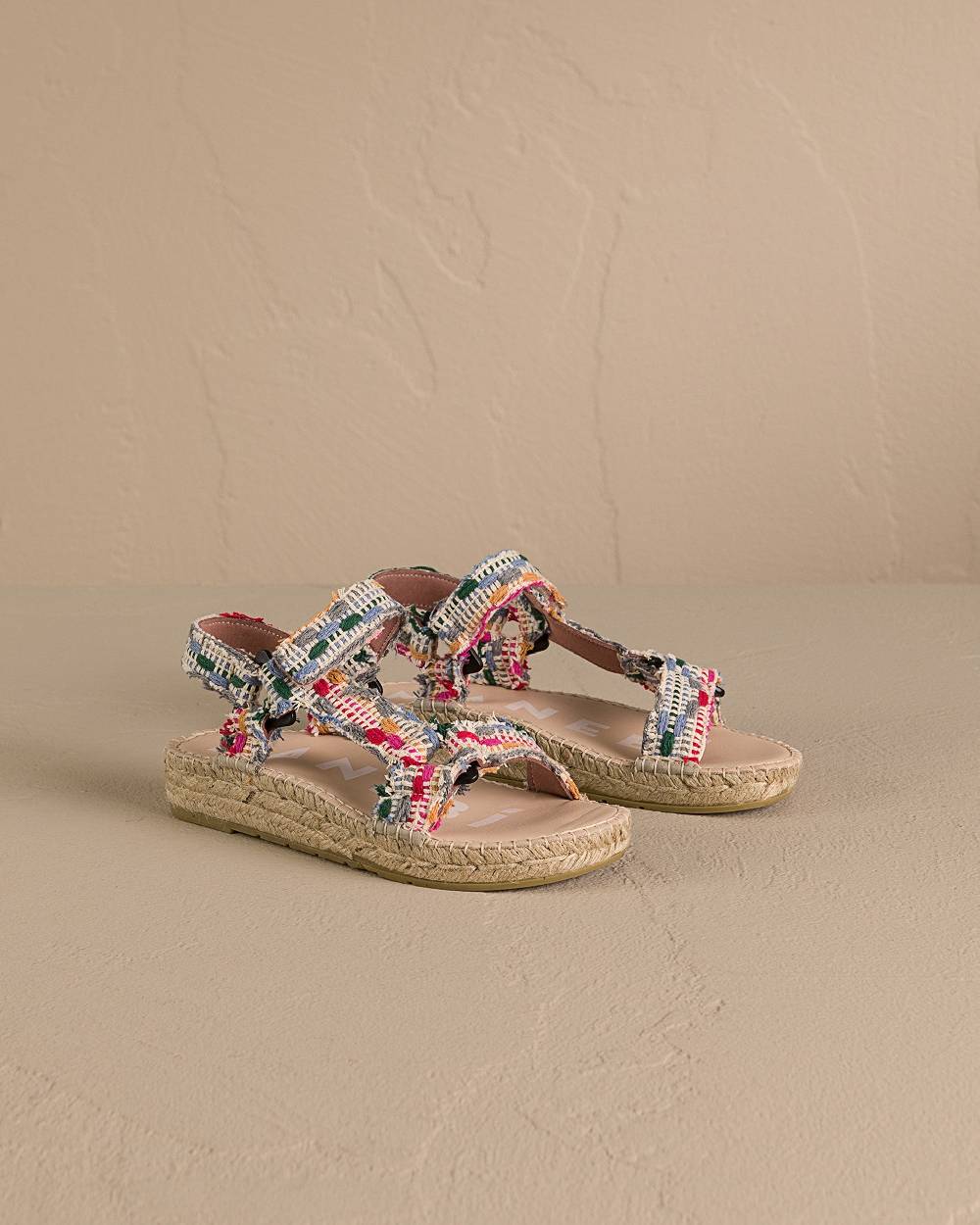 Manebí Cotton Jaquard Hiking Sandals - Multicolor Stripes Acquista Ora