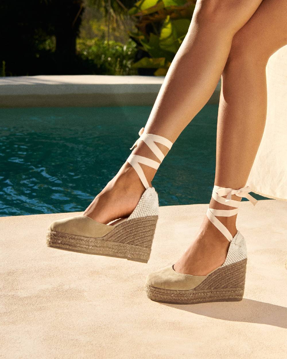 Manebí Soft Suede Wedge Espadrilles - Hamptons Vintage Taupe On Tone Affare Del Giorno