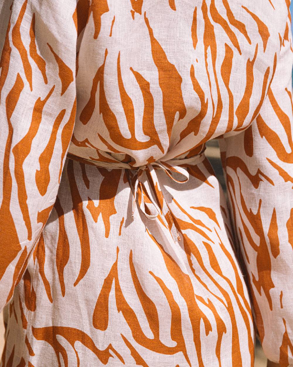 Manebí Printed Linen Caracas Dress - Eggnog \u0026 Orange Rust Zebra In Saldo