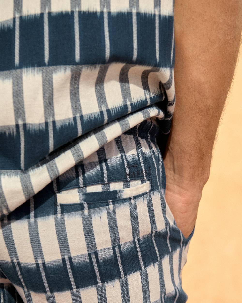 Manebí Dyed Cotton Malibu Shorts - Navy Blue \u0026 Indigo Pattern Saldi Di Fabbrica