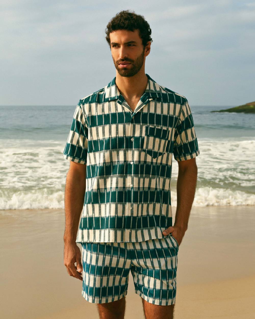Manebí Dyed Cotton Malibu Shorts - Navy Blue \u0026 Indigo Pattern Saldi Di Fabbrica