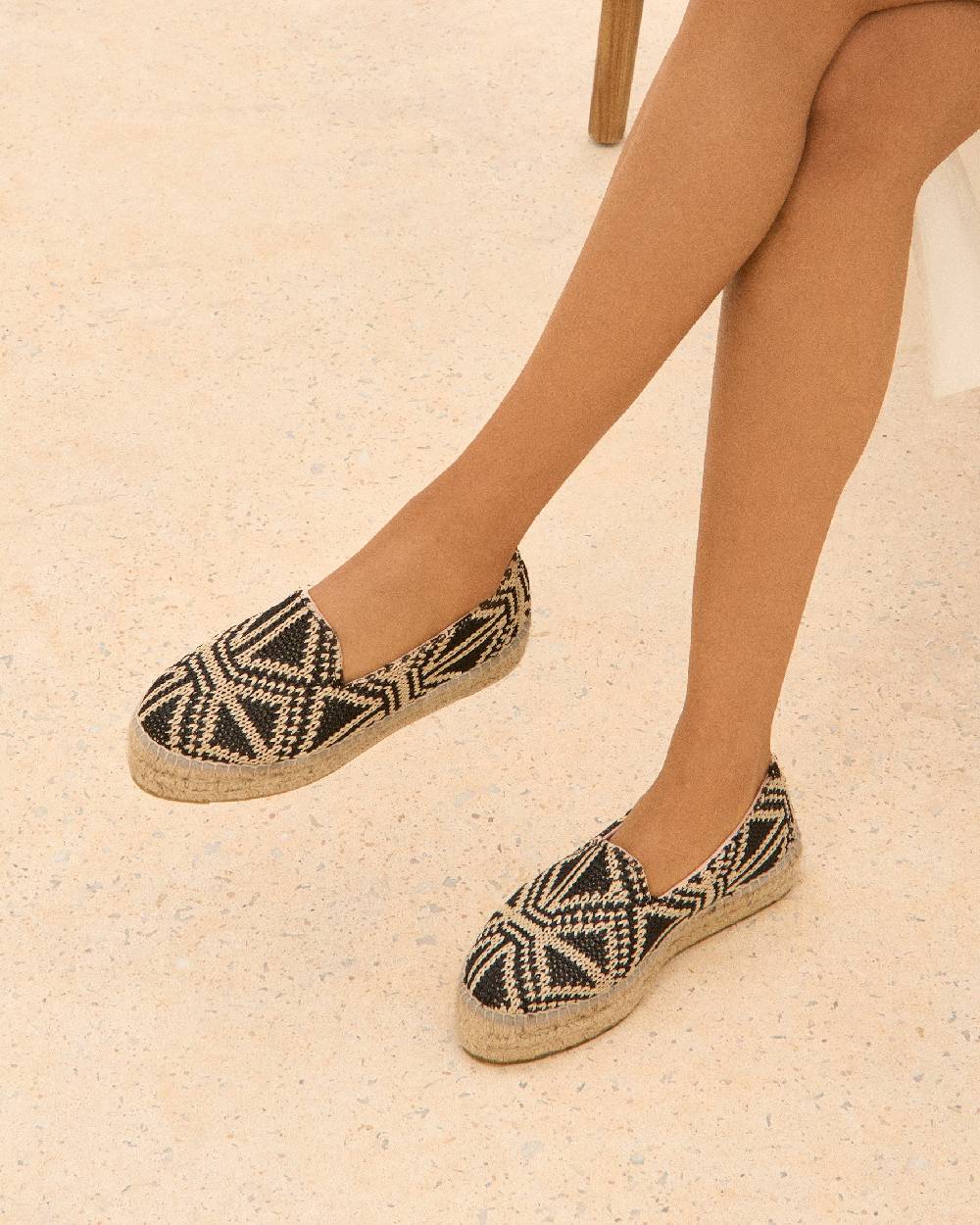 Manebí Raffia Pattern Double Sole Espadrilles - Yucatán Black Triangles On Natural Acquista Ora