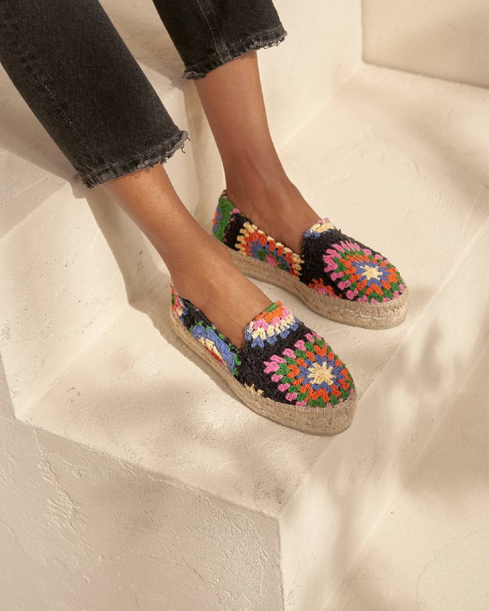 Manebí Cotton Crochet Double Sole Espadrilles - Yucatán Orange And Pink On Black Convenienza