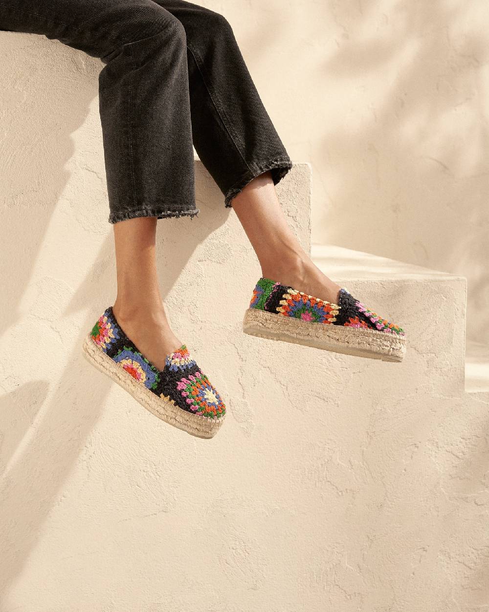 Manebí Cotton Crochet Double Sole Espadrilles - Yucatán Orange And Pink On Black Convenienza
