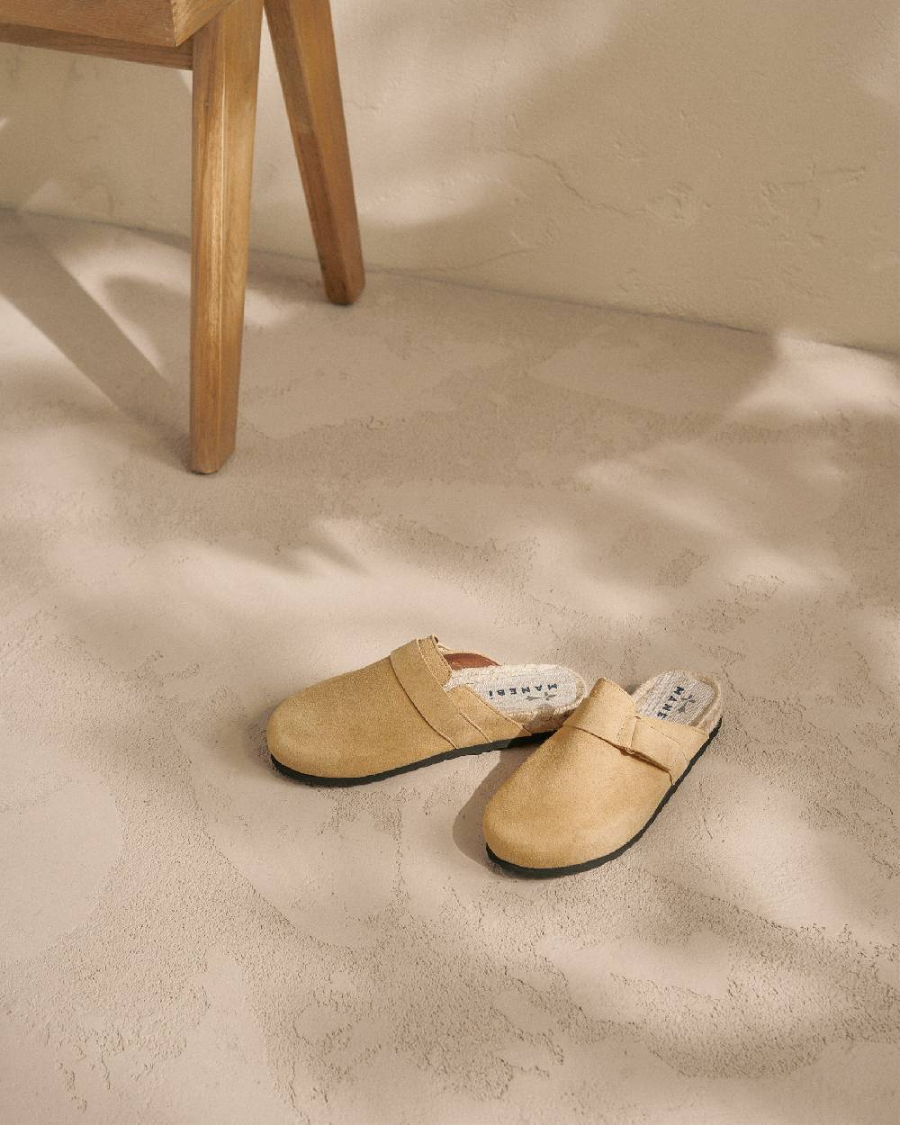 Manebí Suede Clog Mules - Hamptons Inca Cream Vendita calda