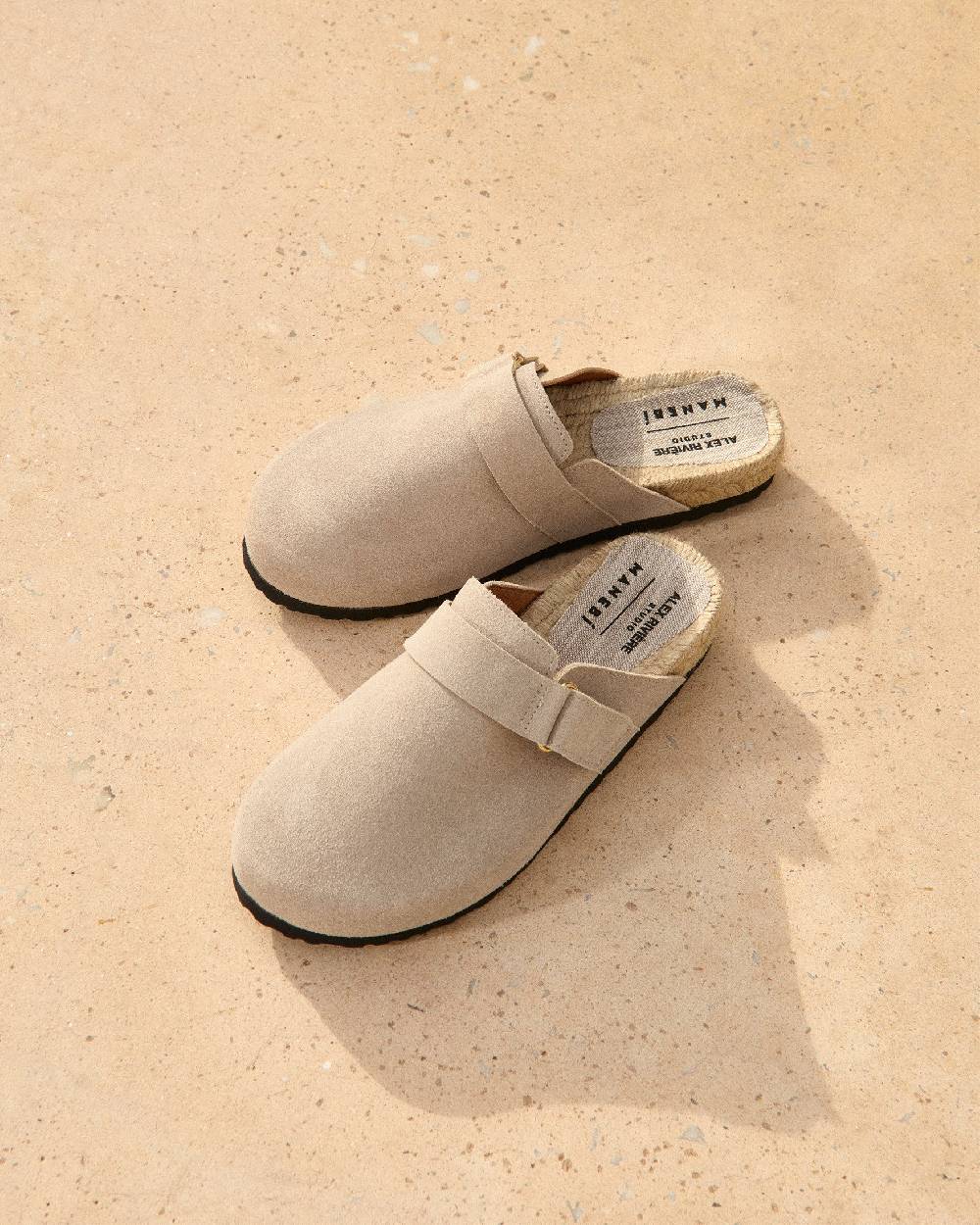 Manebí Suede Clog - Mules Champagne Beige Offerta temporanea