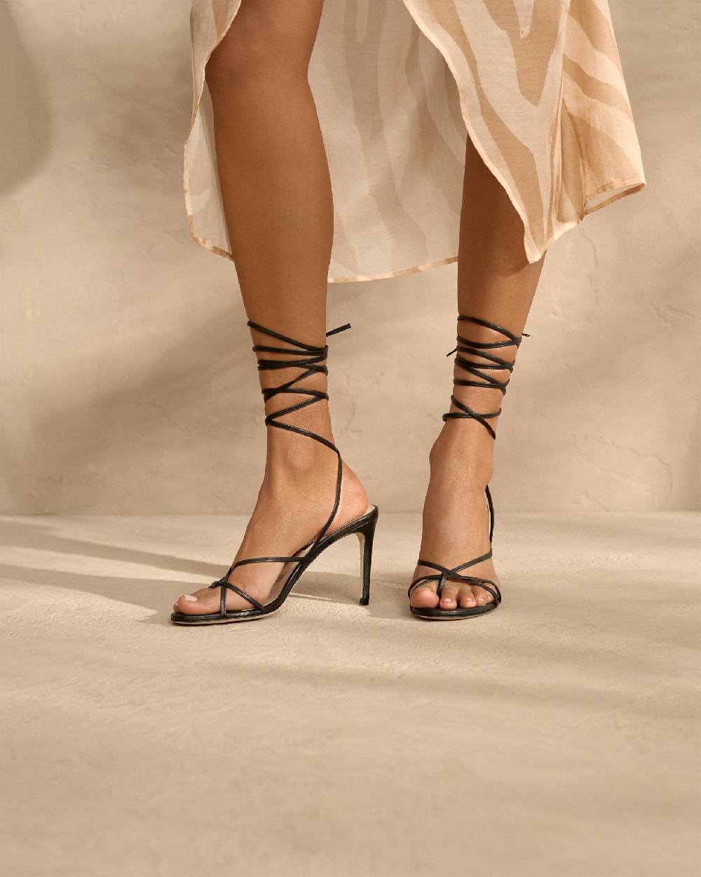 Manebí Scarpe col tacco in pelle Alex - Infradito - Nero Bestseller
