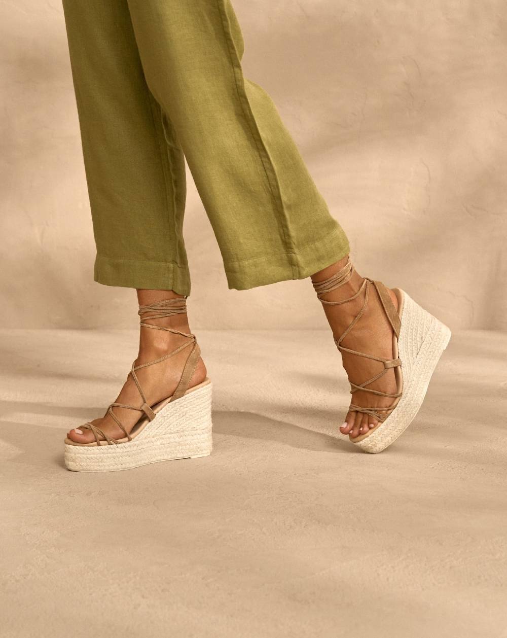 Manebí Portofino Soft Suede|Wedge Espadrilles - Lace-Up Tobacco Offerte giornaliere