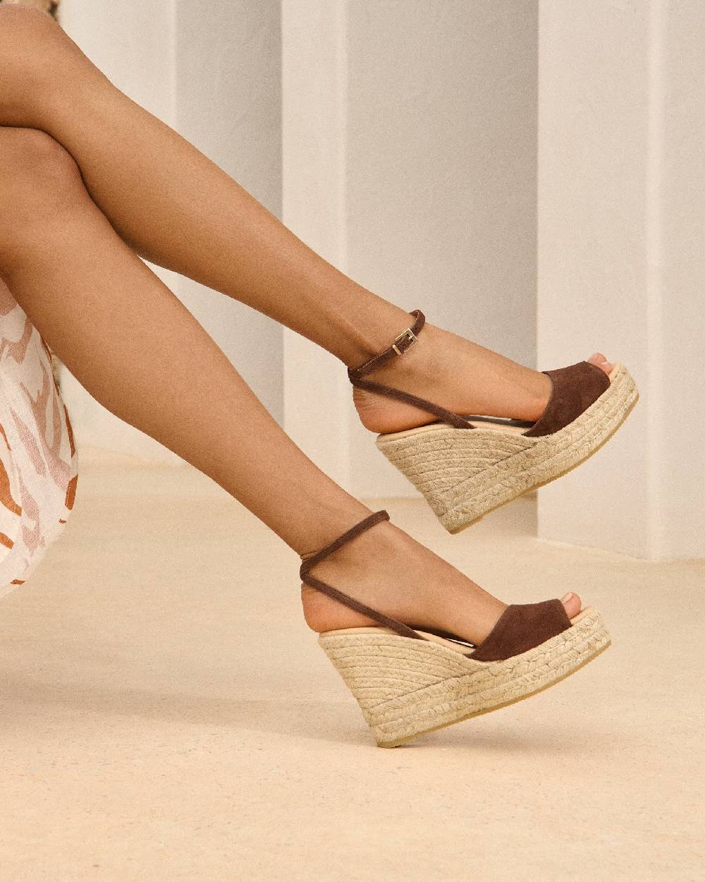 Manebí Viky Soft Suede Open Toe|Wedge Espadrilles - Tobacco Enormi risparmi