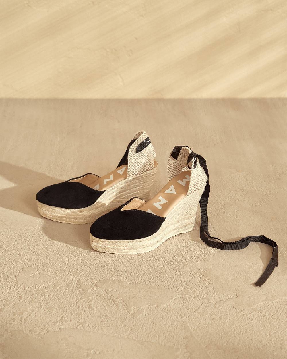Manebí Soft Suede Heart-Shaped|Wedge Espadrilles - Hamptons Black Rilascio limitato