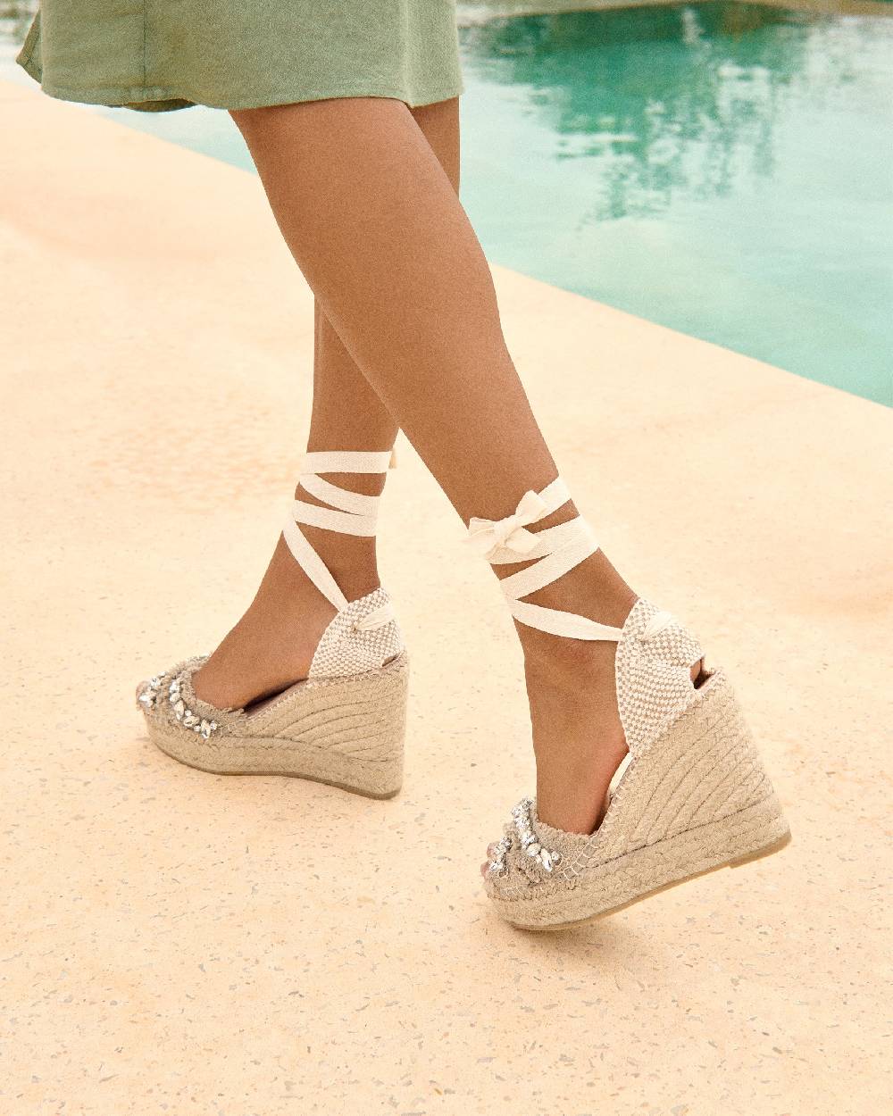 Manebí Organic Hemp with Crystals|Crossed Wedges Valenciana - Capri Natural With Gems Ultimi due giorni