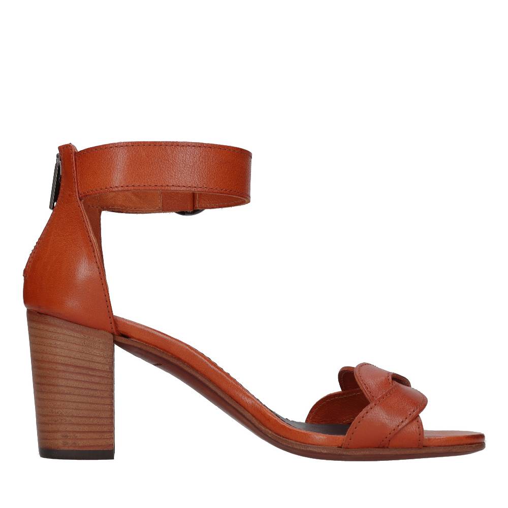 PANTANETTI Sandali in pelle Offerta