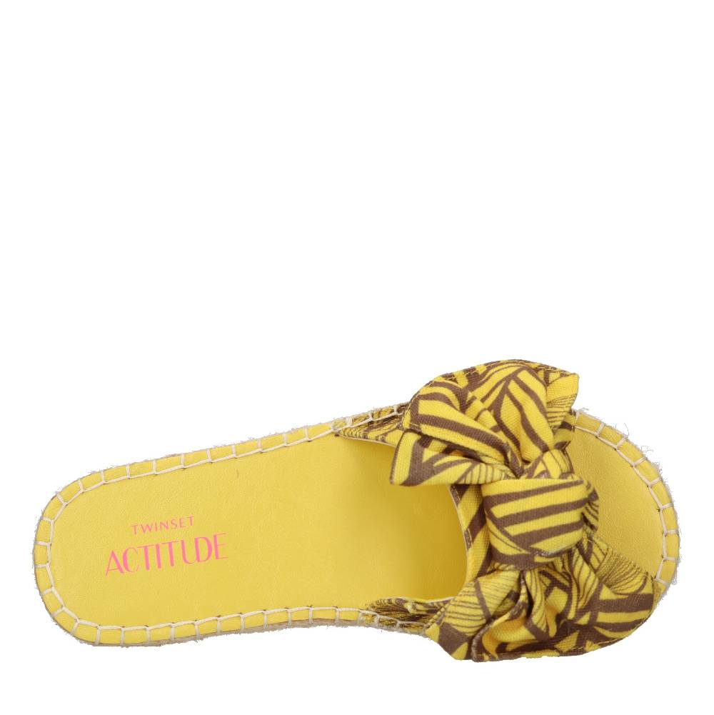 TWINSET Mules in tessuto Sconto