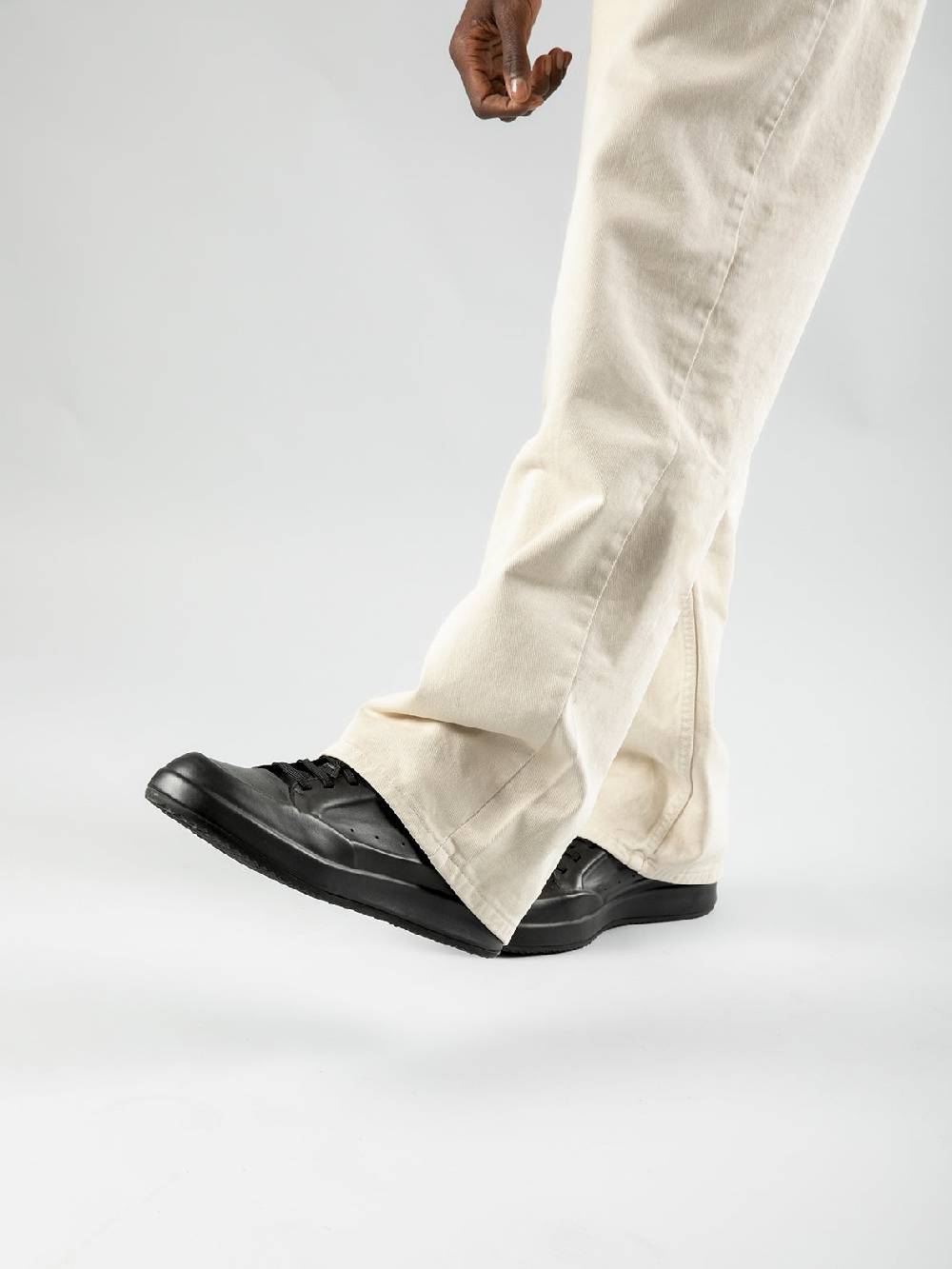 Officine Creative ACE 016 Sneakers in Pelle Nera Nuovo