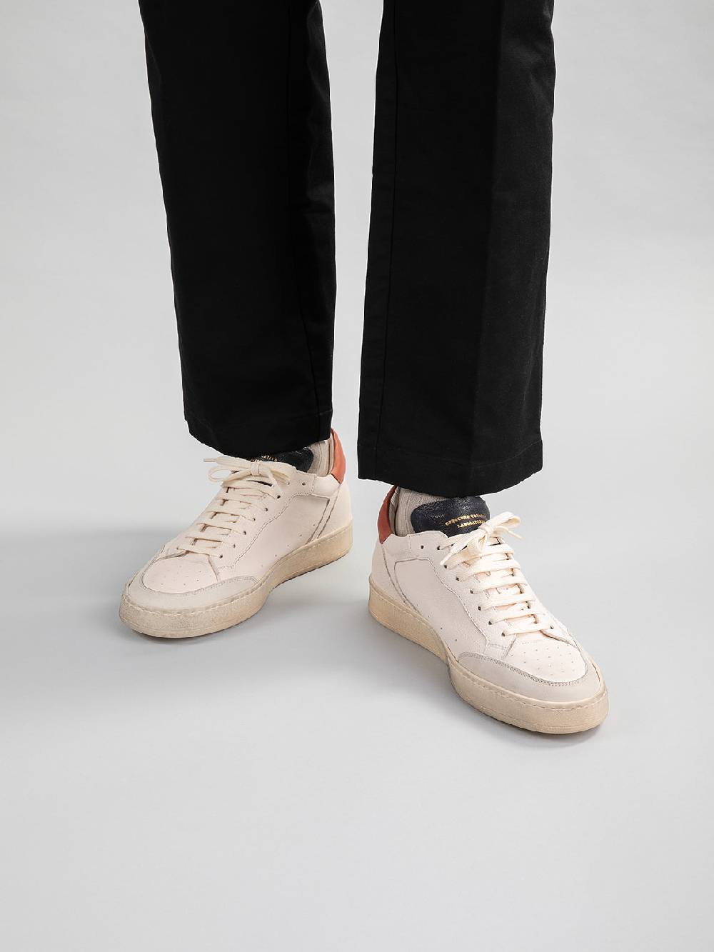Officine Creative MAGIC 001 Sneakers in Pelle e Camoscio Bianco Presa